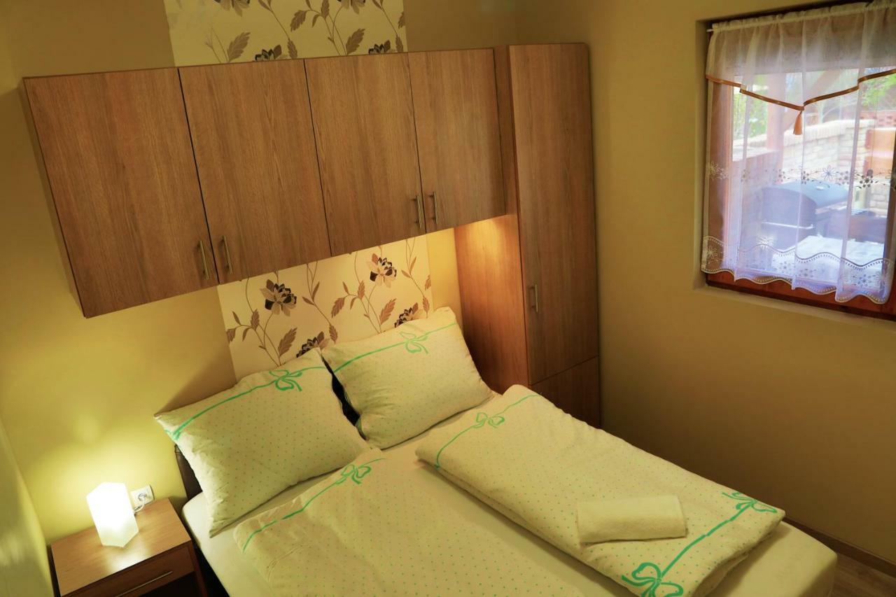 Jázmin Apartman Buzsák Exterior foto